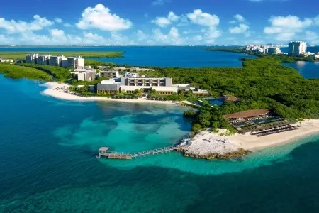 Cancún Hotel Zone destination